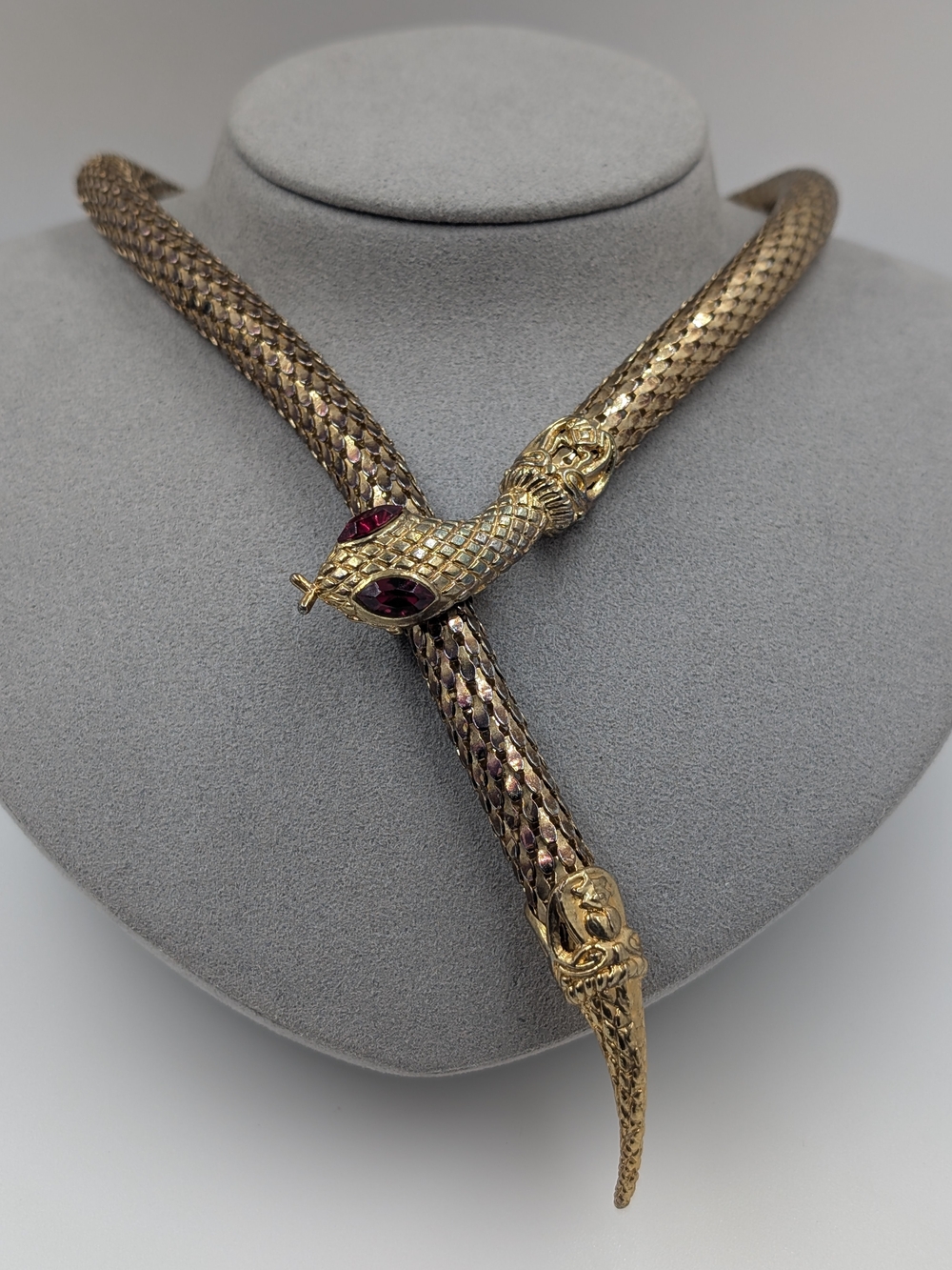Vintage Mesh Snake Serpent Necklace Gold Red Rhinestone Eyes EUC 0628